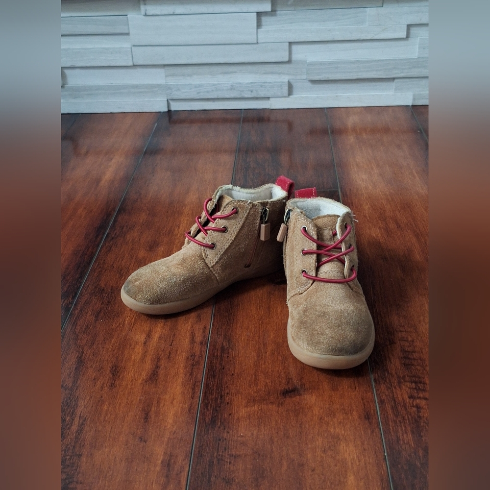 UGG Girl's Boys Kristian Suede Boots Toddler Zip Size 10 Style 1097114T